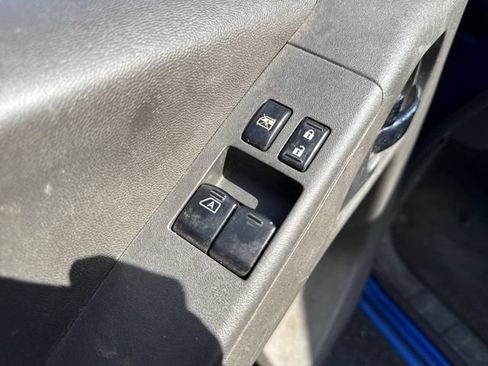 Used 2014 Nissan Frontier SV RWD image 23