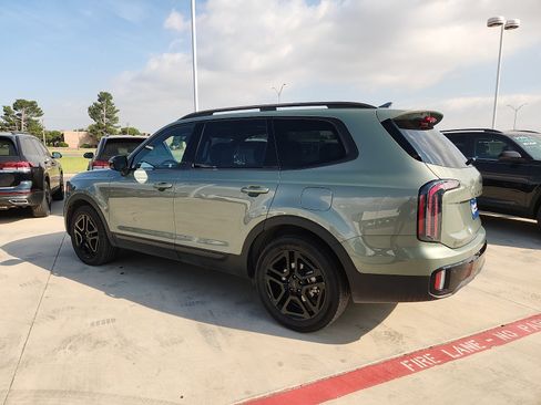 Used 2025 Kia Telluride SX X-Line AWD/4WD image 4