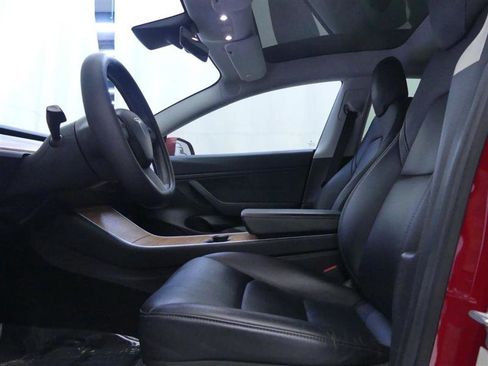 Used 2019 Tesla Model 3 Standard Range Plus image 22