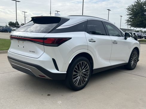 Used 2024 Lexus RX 350 FWD w/ Convenience Package image 10