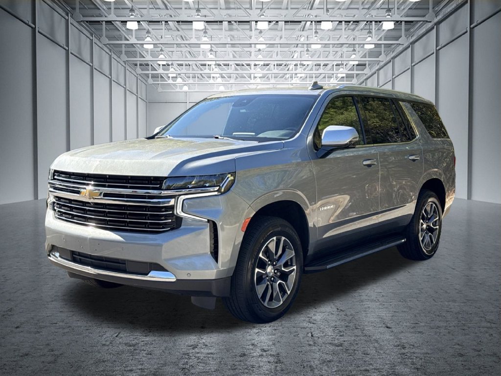 Used 2023 Chevrolet Tahoe LT w/ Luxury Package RWD image 3
