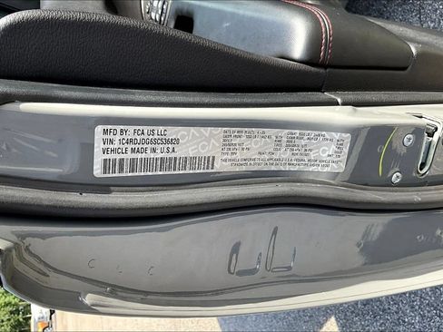 Used 2025 Dodge Durango GT AWD/4WD image 21