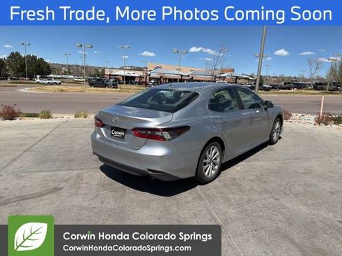 Used 2024 Toyota Camry LE image 7