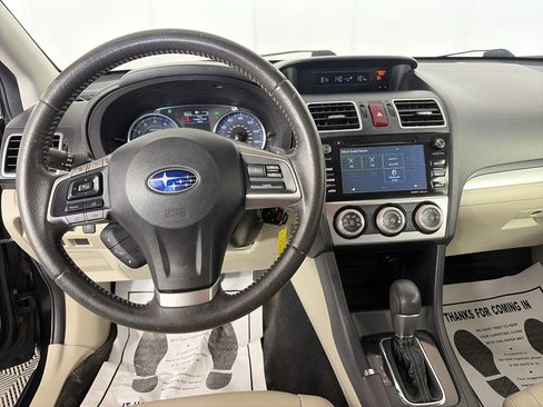 Used 2015 Subaru Crosstrek 2.0i Limited w/ Popular Package #2 AWD/4WD image 3