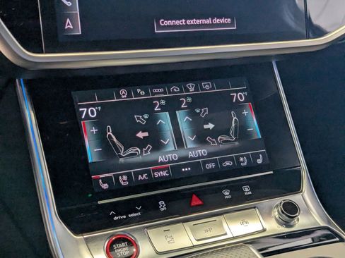 Used 2023 Audi RS 6 w/ Executive Package image 27