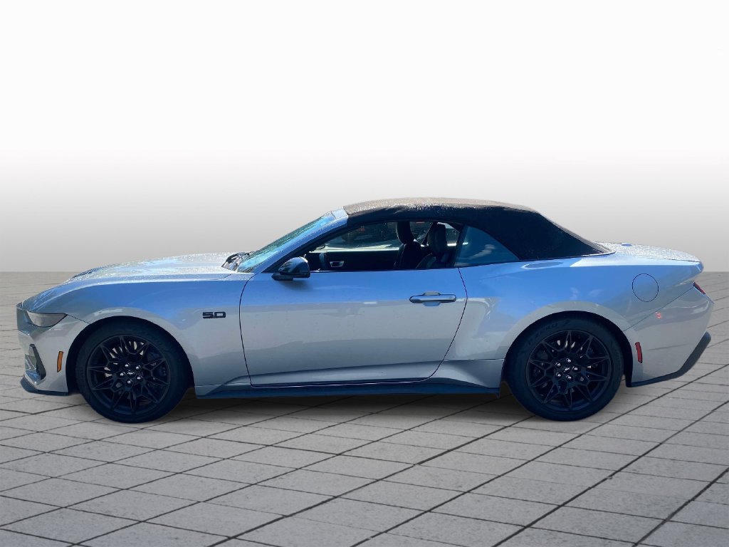 Used 2026 Ford Mustang GT Premium w/ GT Performance Package RWD image 4