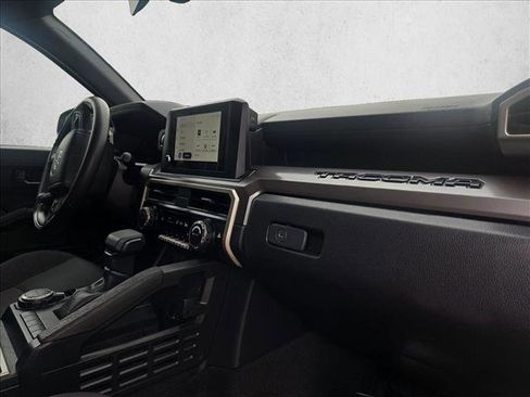 Used 2024 Toyota Tacoma SR5 AWD/4WD image 20
