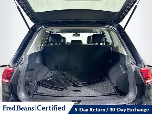 Used 2018 Volkswagen Tiguan SE image 26