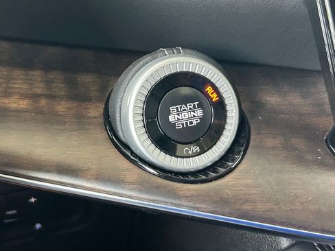 Used 2024 Jeep Grand Wagoneer L 4WD w/ HD Trailer Tow Package image 61