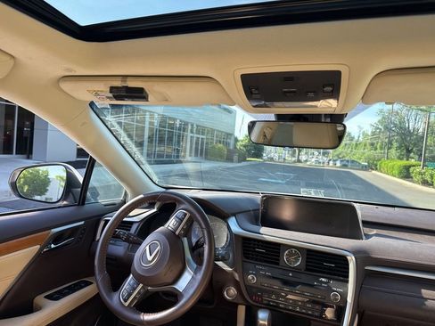 Used 2017 Lexus RX 350 AWD w/ Premium Package image 8