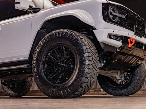 Used 2024 Ford Bronco Raptor image 12
