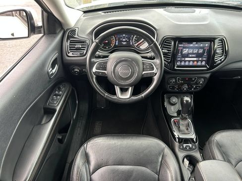 Used 2018 Jeep Compass Limited w/ Safe & Security Group AWD/4WD image 29