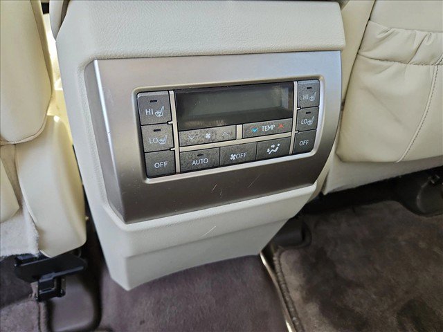 Used 2014 Lexus GX 460 w/ Premium Package AWD/4WD image 18