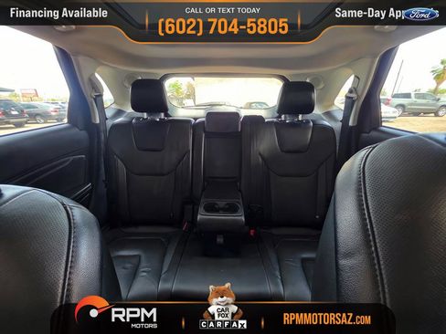 Used 2018 Ford Edge Titanium w/ Equipment Group 301A FWD image 20