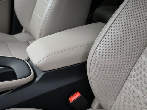 Used 2025 Porsche Macan 4 Electric image 20