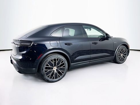 New 2026 Porsche Macan 4 Electric AWD/4WD image 9