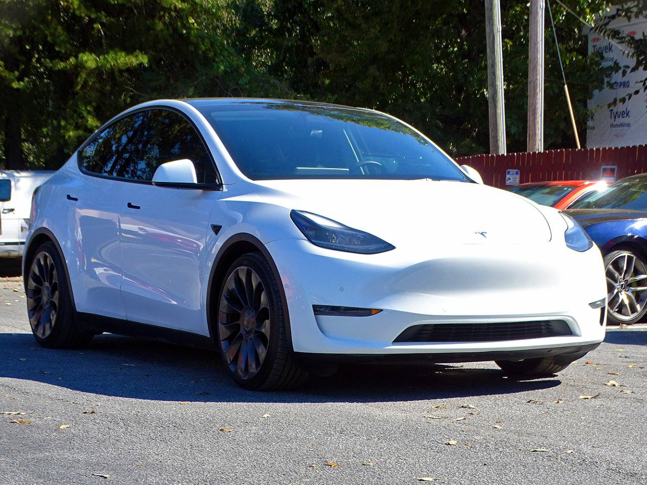 Used 2022 Tesla Model Y Performance AWD/4WD image 9
