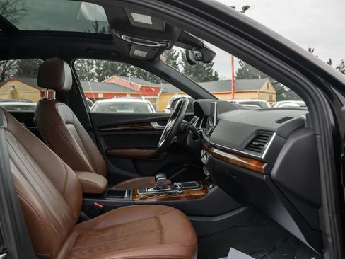 Used 2018 Audi Q5 2.0T Premium Plus w/ Premium Plus Package image 13