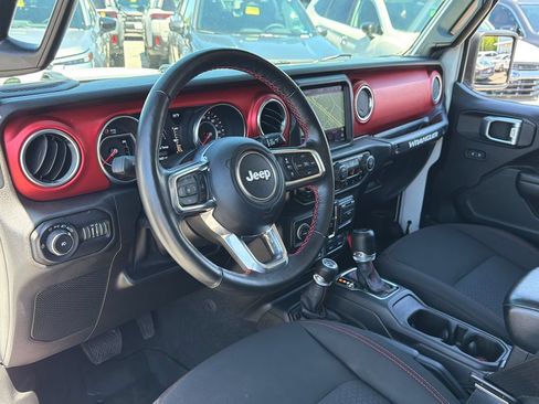 Used 2021 Jeep Wrangler Unlimited Rubicon AWD/4WD image 28