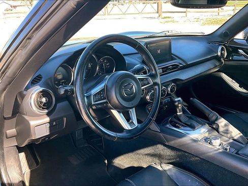 Used 2021 MAZDA MX-5 Miata RF Grand Touring image 12