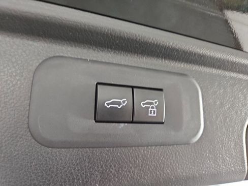 Used 2025 Toyota Grand Highlander AWD image 33
