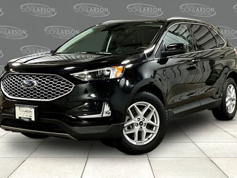 Certified 2024 Ford Edge SEL w/ Convenience Package AWD/4WD image 3