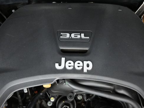 Used 2021 Jeep Wrangler Unlimited Willys image 48