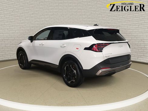 New 2026 Kia Sportage S image 7