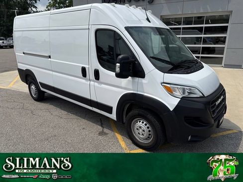 Used 2025 RAM ProMaster 2500 w/ Convenience Group FWD image 1