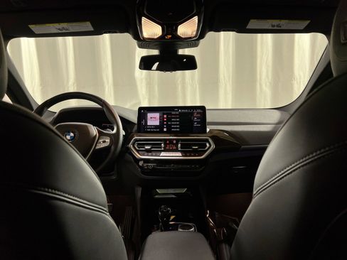 Used 2024 BMW X4 xDrive30i image 17