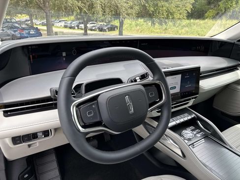New 2026 Lincoln Nautilus Reserve AWD/4WD image 34