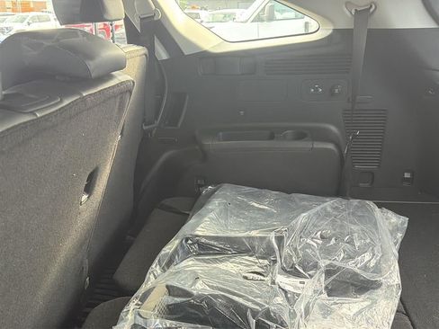 Used 2025 Kia Sorento S w/ Panoramic Sunroof Package AWD/4WD image 12
