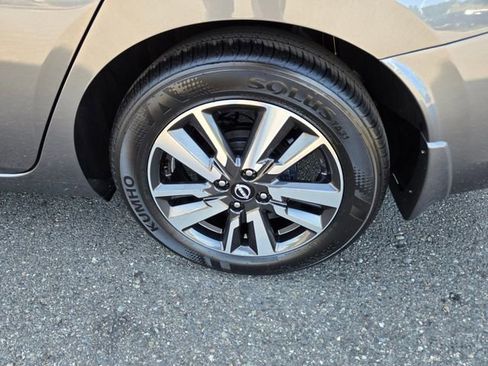 New 2025 Nissan Versa SV w/ Trunk Package image 11