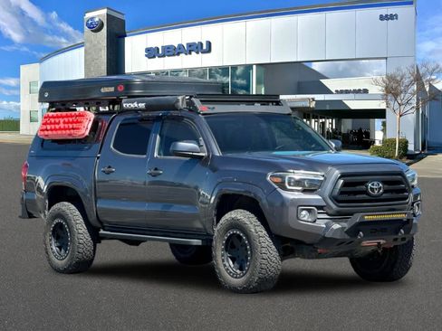 Used 2020 Toyota Tacoma SR image 5