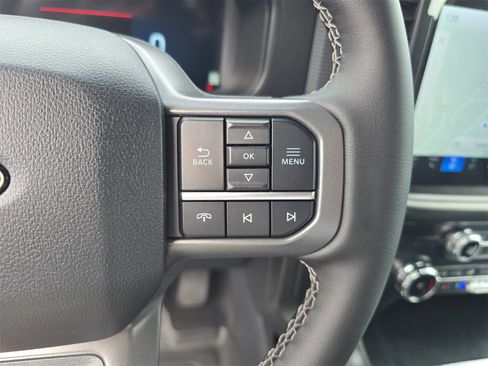 New 2025 Ford F150 Lariat w/ Equipment Group 502A High image 23