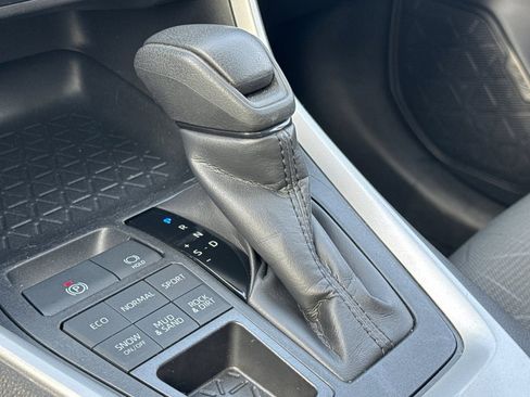 Used 2025 Toyota RAV4 XLE w/ Convenience Package image 19