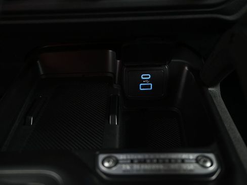 New 2025 Ford Bronco Badlands image 17