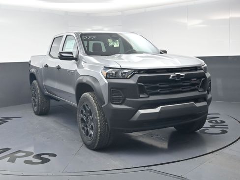 New 2026 Chevrolet Colorado Trail Boss AWD/4WD image 3