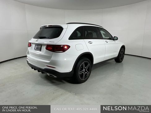 Used 2022 Mercedes-Benz GLC 300 4MATIC image 7