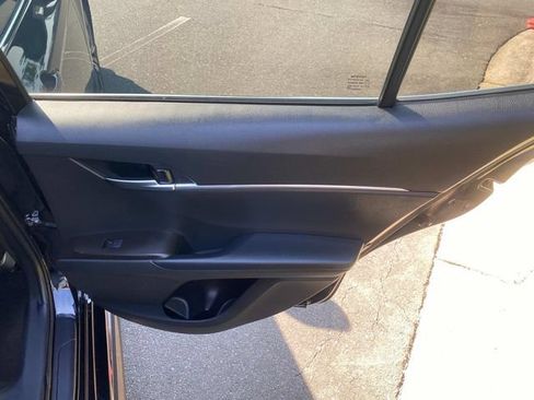 Used 2024 Toyota Camry SE FWD image 33