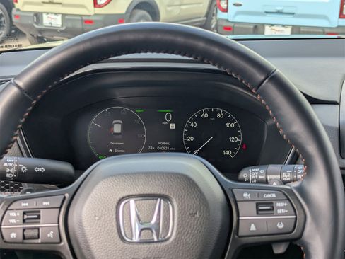 Used 2025 Honda CR-V Sport-L image 25