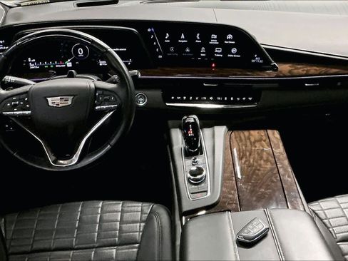 Used 2022 Cadillac Escalade Sport Platinum image 17