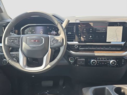 New 2026 GMC Sierra 1500 Elevation w/ LPO, Elevation Black Package AWD/4WD image 13