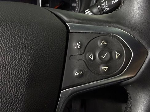Used 2023 Chevrolet Traverse LT w/ LPO, Cargo Package AWD/4WD image 17