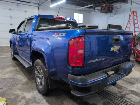 Used 2018 Chevrolet Colorado Z71 AWD/4WD image 3