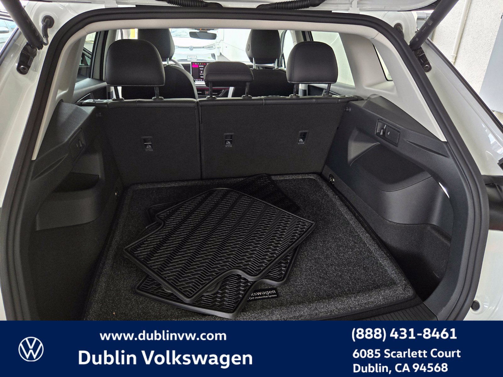 Certified 2026 Volkswagen Tiguan SE AWD/4WD image 24