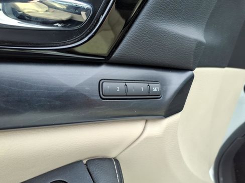 Used 2022 Nissan Maxima Platinum w/ Sport Mat Group image 10