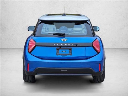 Used 2026 MINI Cooper 2-Door Hardtop FWD image 8