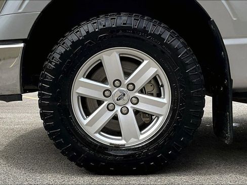 Certified 2022 Ford F150 XLT image 9