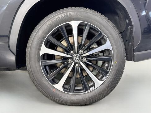 Used 2022 Toyota Highlander XSE w/ Protection Package #3 (TMS) AWD/4WD image 34